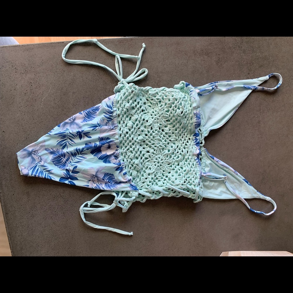 Beautiful Frankie’s bikini one-piece 🐚🌊